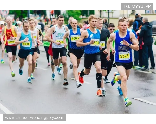 足球紧身衣是否在比赛中帮助队员保持肌肉支撑与防护